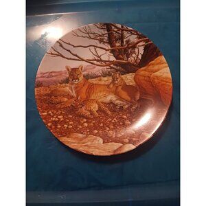 Knowles Collector Plate "The Cougar" By Lee Cable 1989 8.5" Diameter Limited Edi